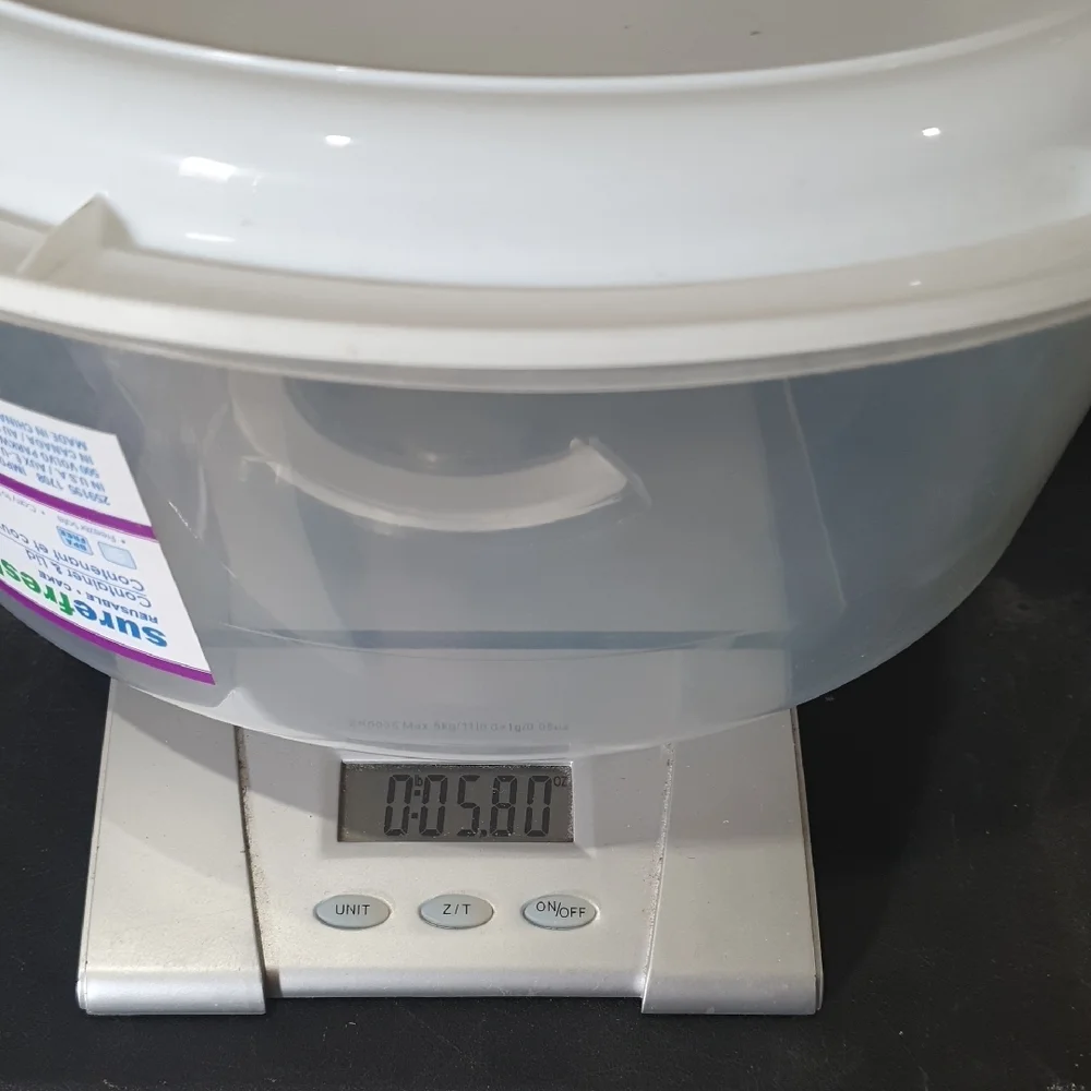 💜 Surefresh Clear and White Disposable Cake Container & Lid